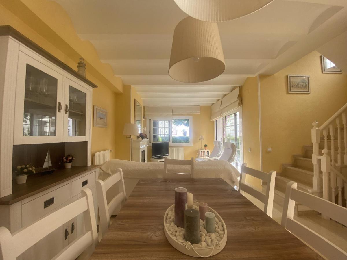 R17 Casa Merce Rodoreda Калафел Екстериор снимка
