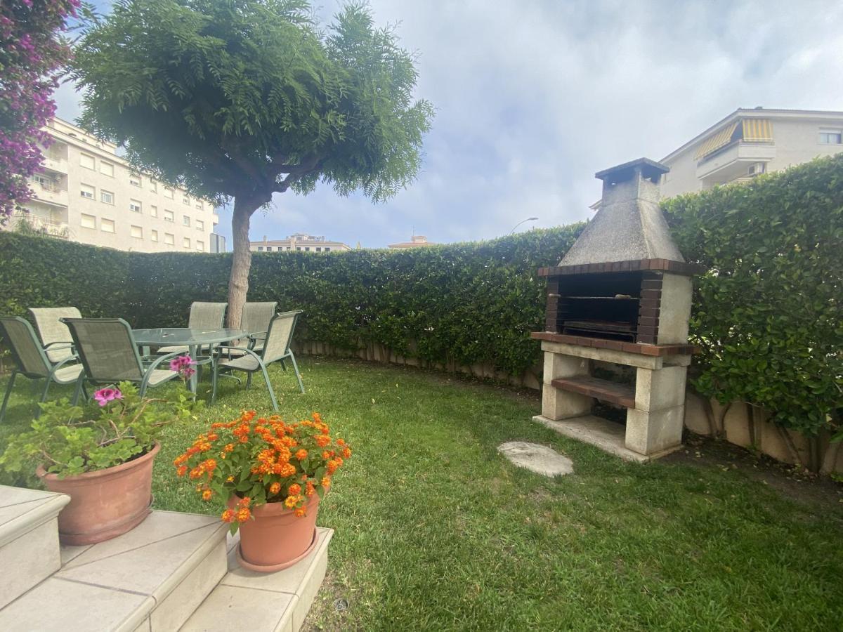 R17 Casa Merce Rodoreda Калафел Екстериор снимка
